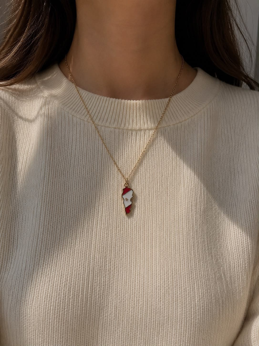 Collier carte du Liban